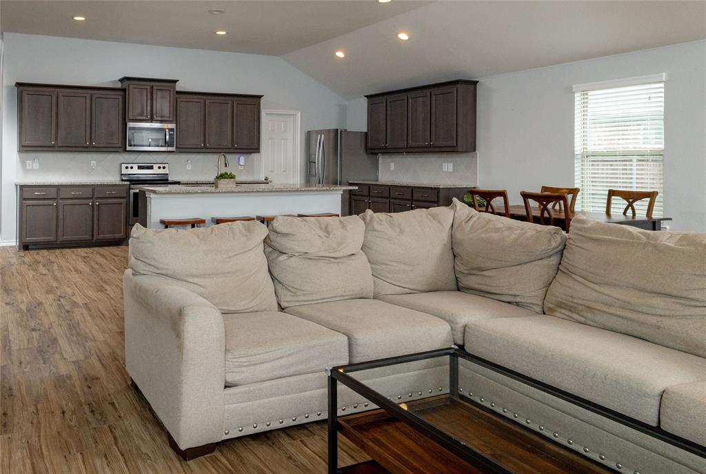 2525 Silver Fox Trail Property Photo 12