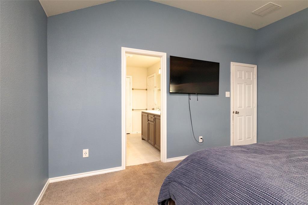 2525 Silver Fox Trail Property Photo 22