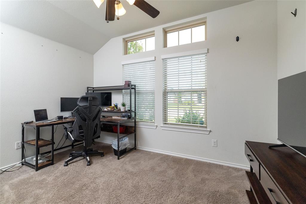 2525 Silver Fox Trail Property Photo 26