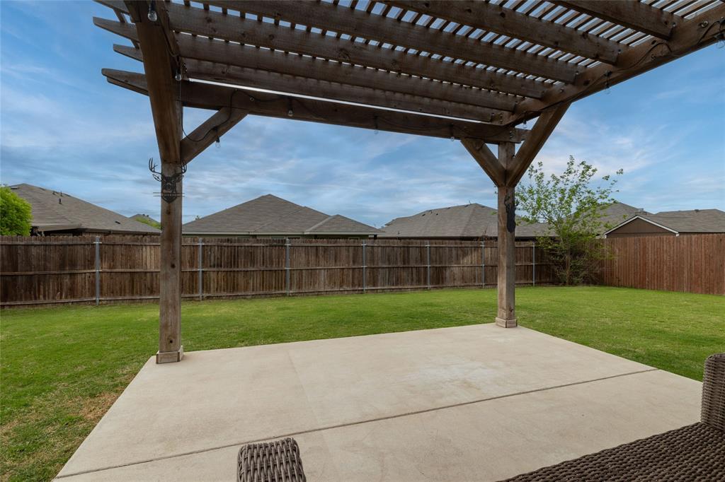 2525 Silver Fox Trail Property Photo 33