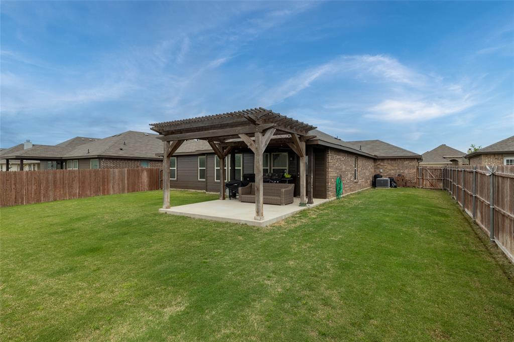 2525 Silver Fox Trail Property Photo 34