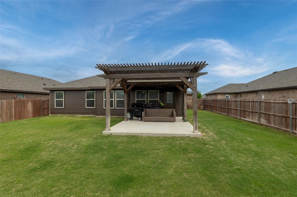 2525 Silver Fox Trail Property Photo 35
