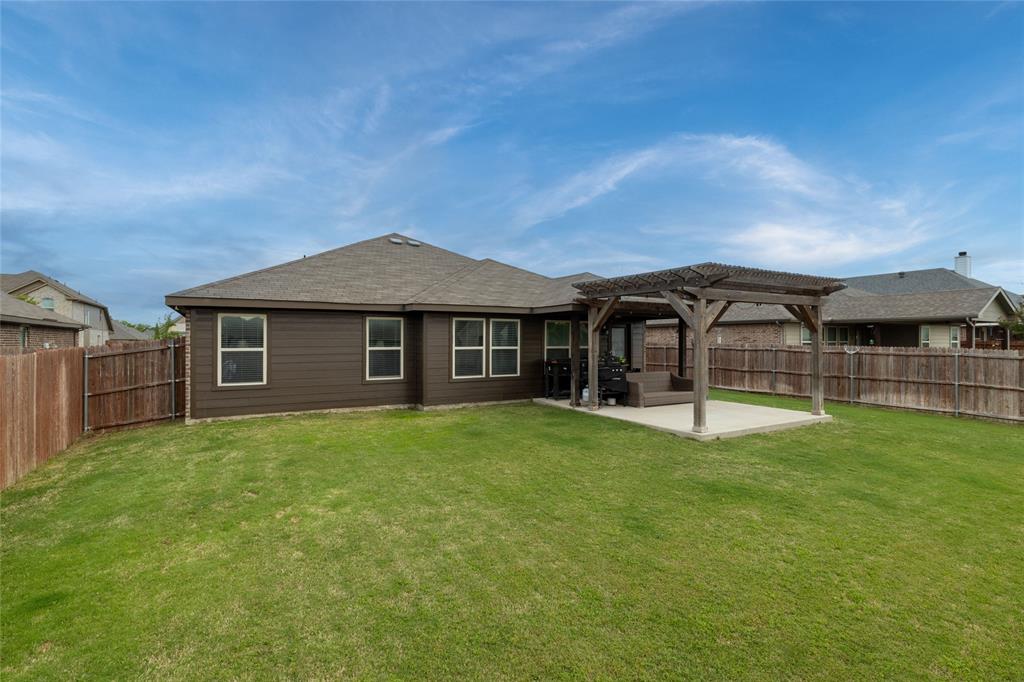 2525 Silver Fox Trail Property Photo 36