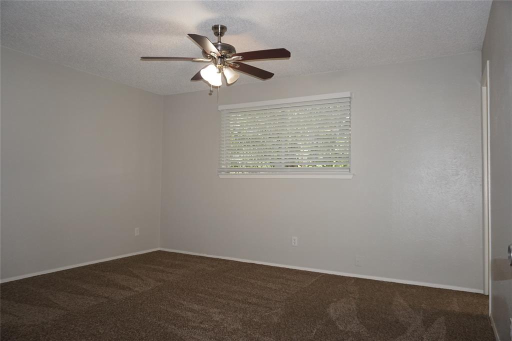 9904 Runnymeade Place Property Photo 6