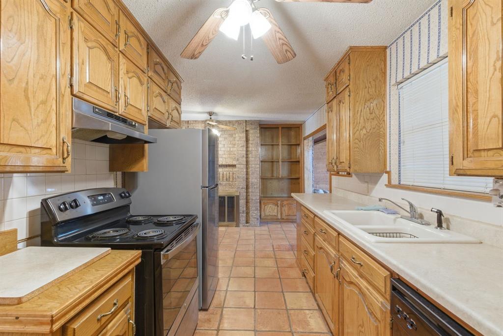 2304 Sha Lane Property Photo 8