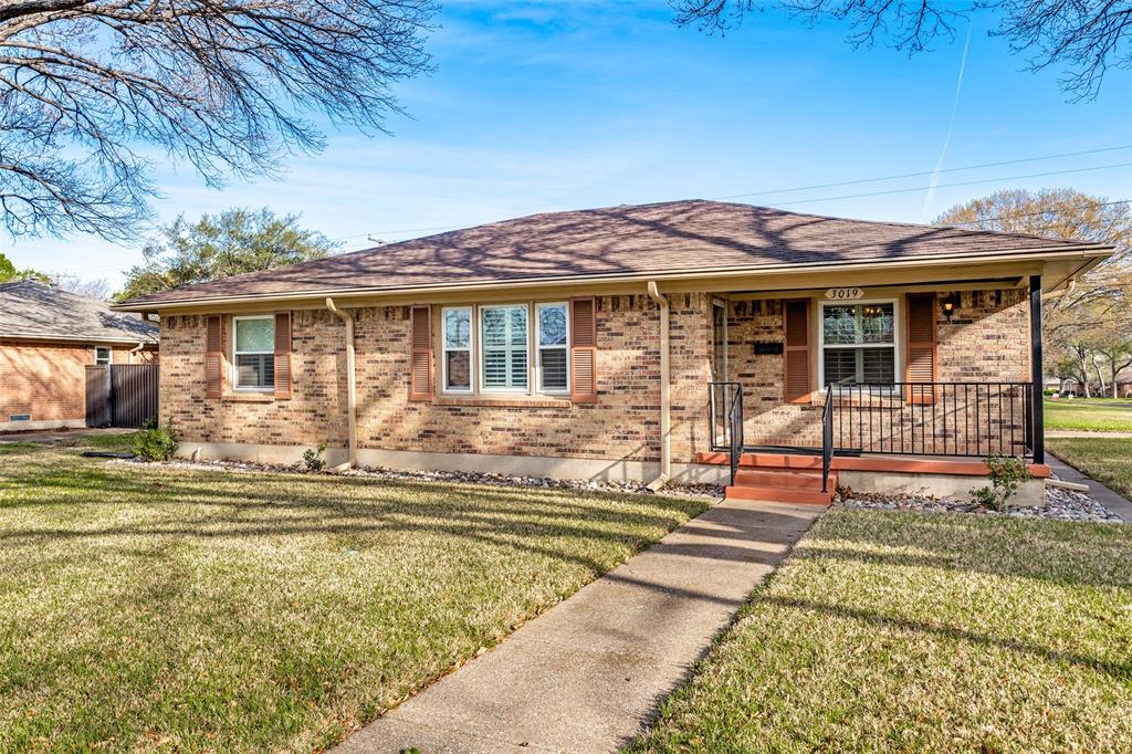 3019 Sharpview Lane Property Photo 1
