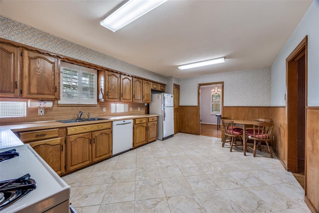 3019 Sharpview Lane Property Photo 11
