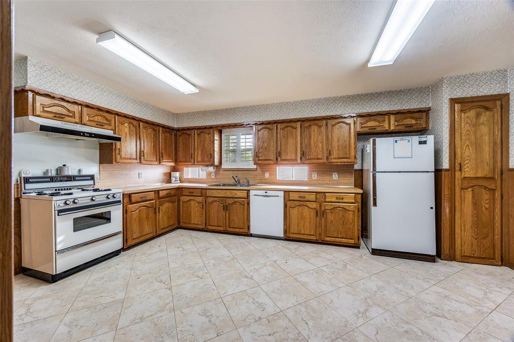 3019 Sharpview Lane Property Photo 13
