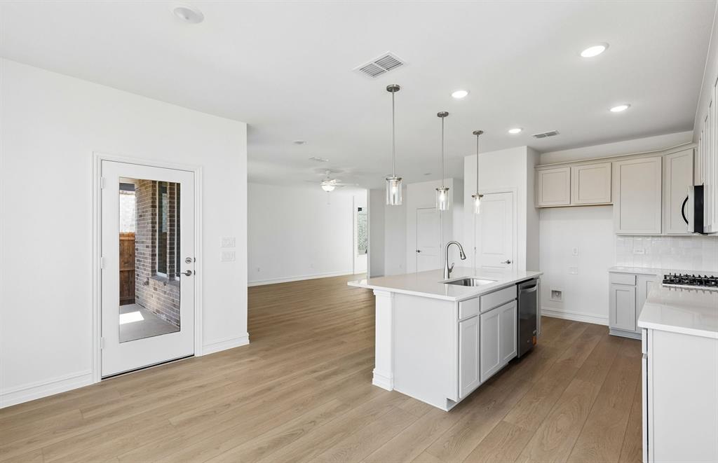 1221 Boyd Street Property Photo 8