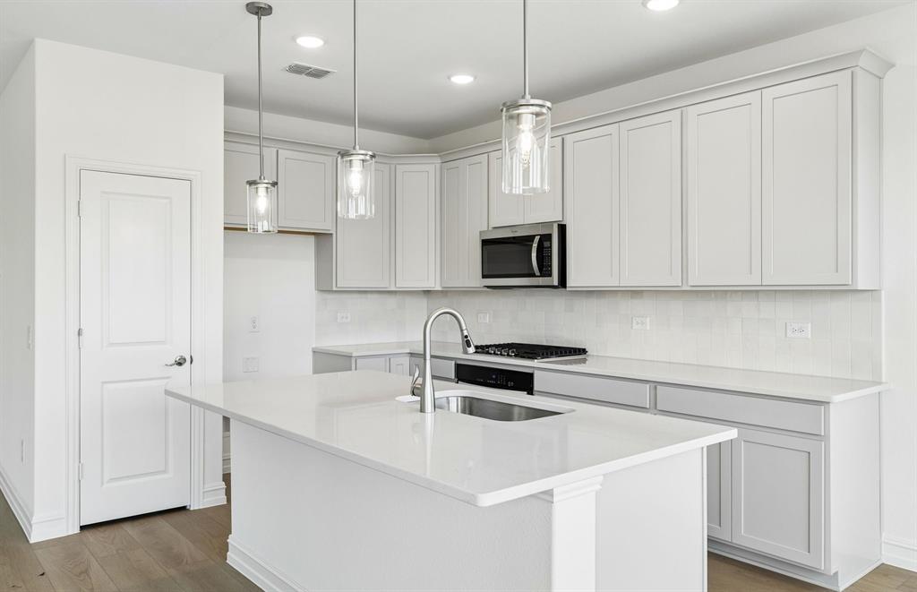 1221 Boyd Street Property Photo 10