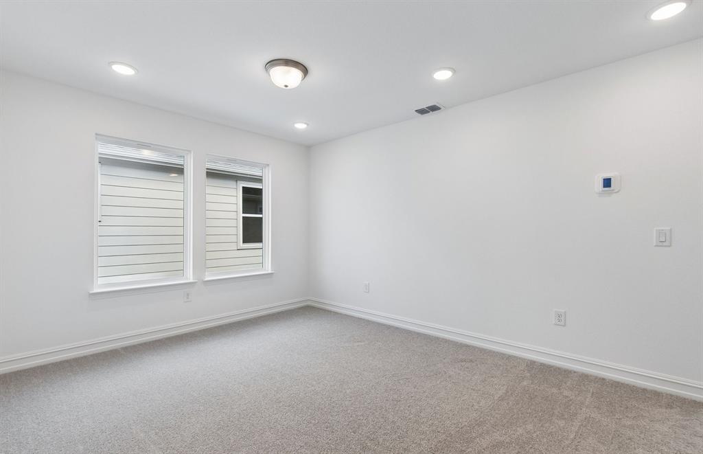 1221 Boyd Street Property Photo 14