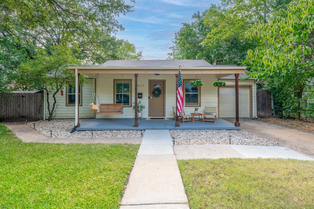 2017 Bluebonnet Drive Property Photo 1