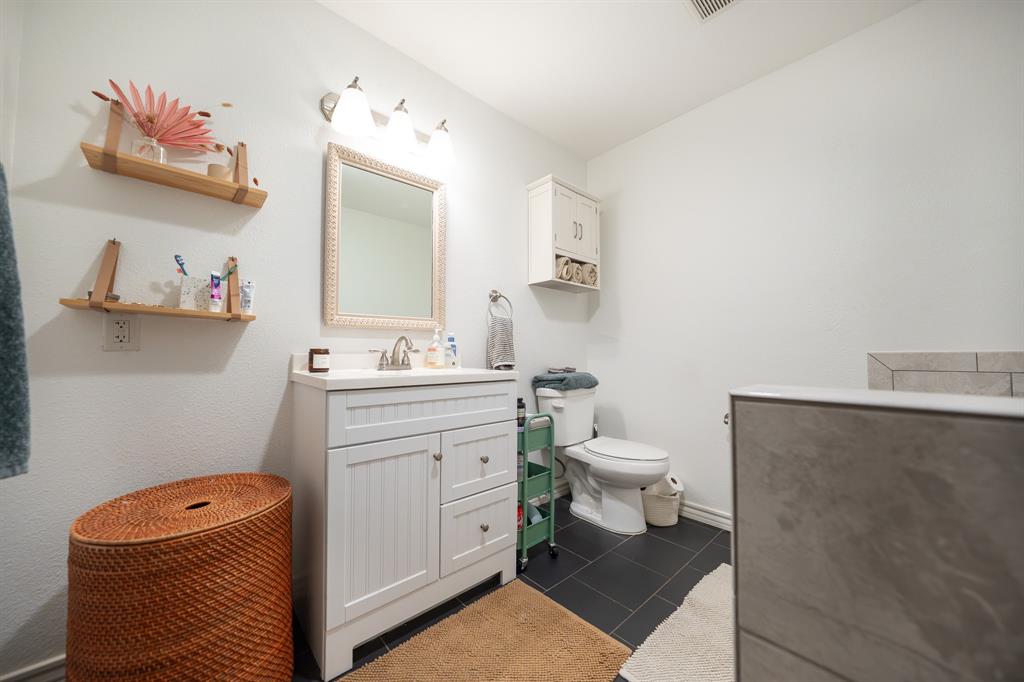 2017 Bluebonnet Drive Property Photo 10