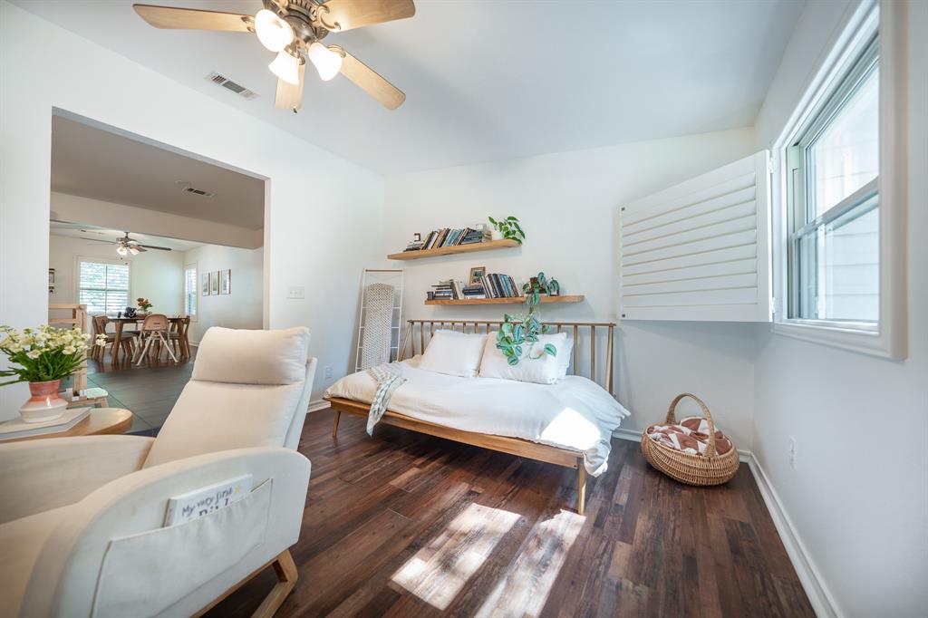 2017 Bluebonnet Drive Property Photo 17