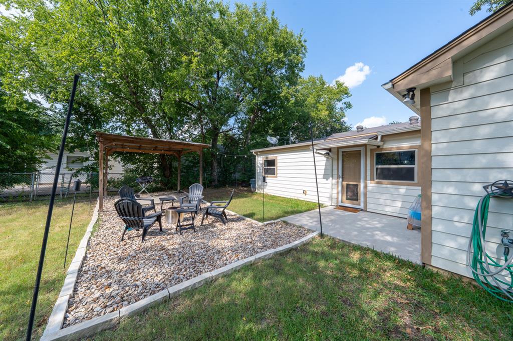 2017 Bluebonnet Drive Property Photo 25
