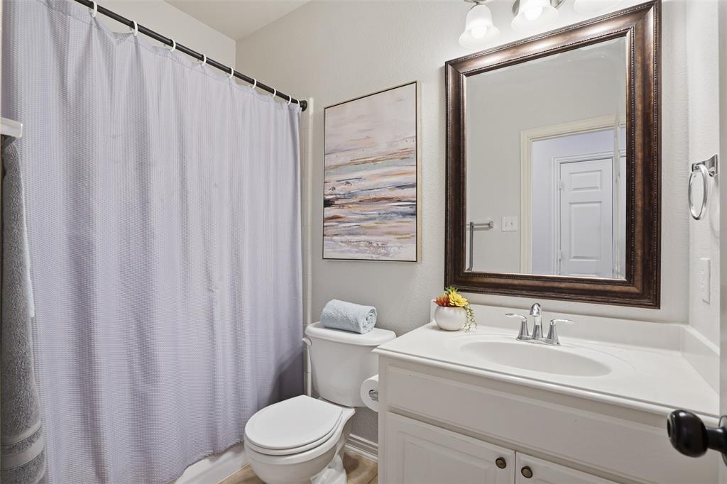 913 Royal Oaks Drive Property Photo 25