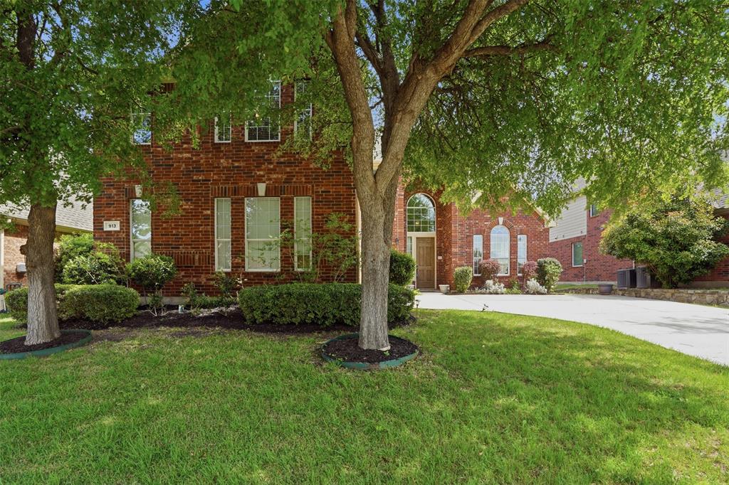 913 Royal Oaks Drive Property Photo 36