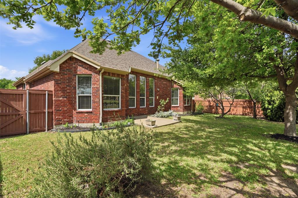 913 Royal Oaks Drive Property Photo 37
