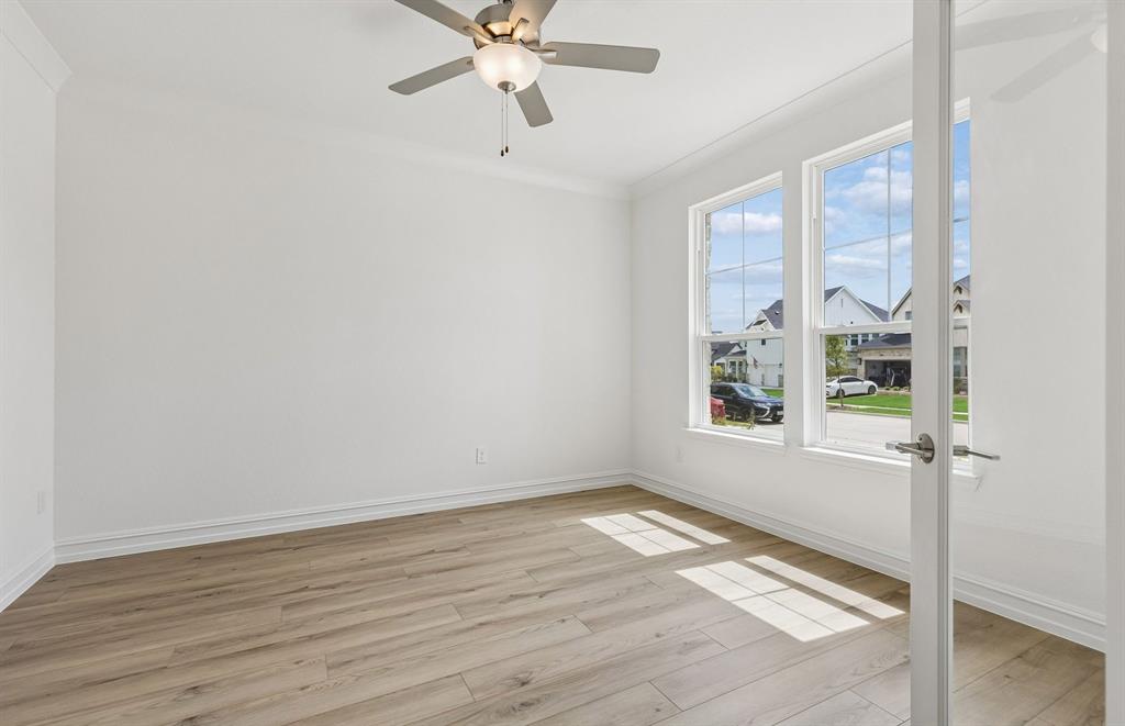 8717 Leafy Lane Property Photo 3