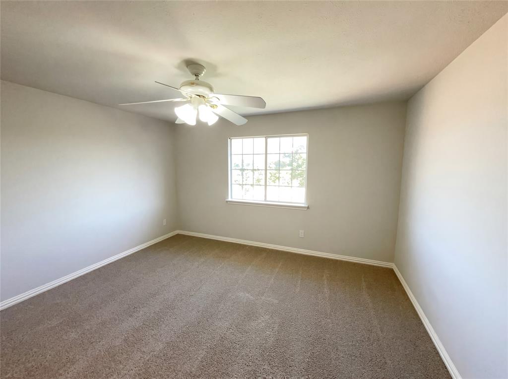 3421 Sandy Trail Lane Property Photo 5