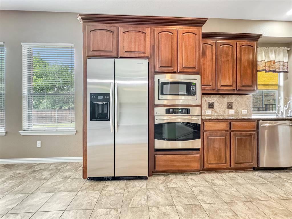 401 Varnum Way Property Photo 13