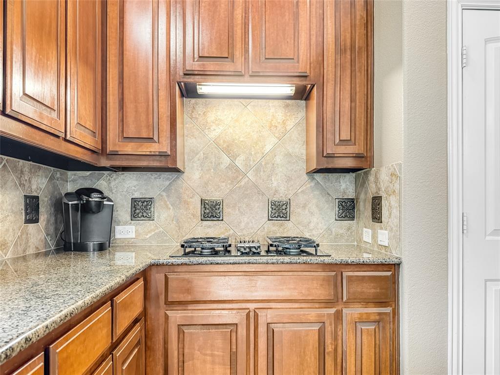 401 Varnum Way Property Photo 14
