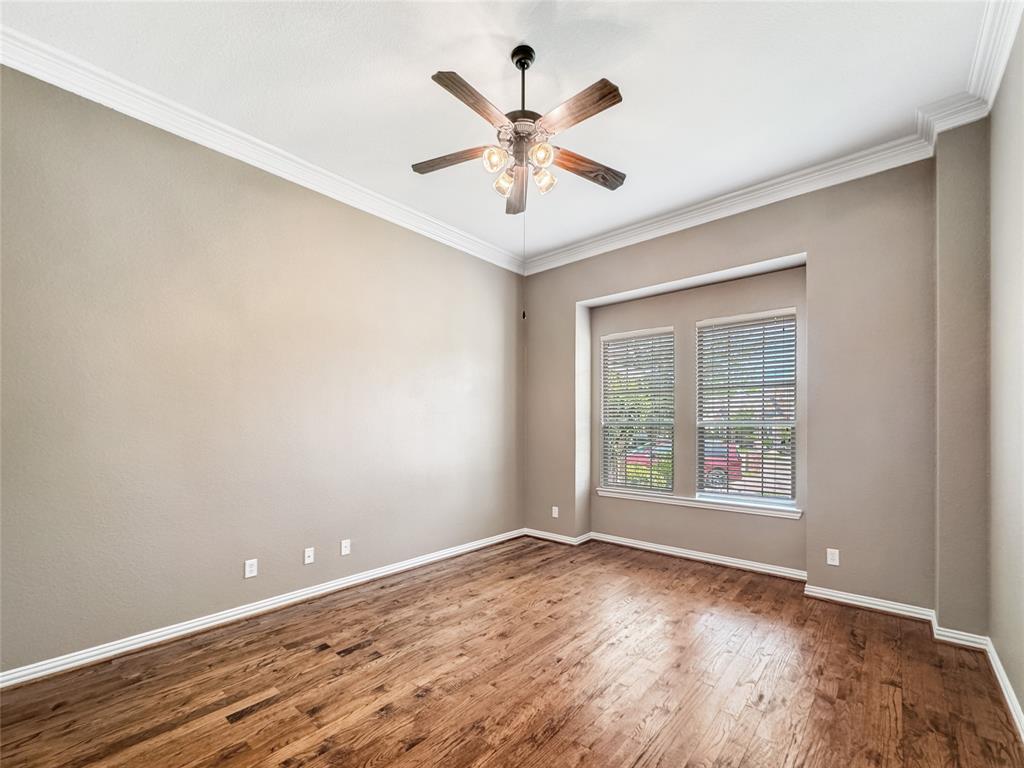 401 Varnum Way Property Photo 18