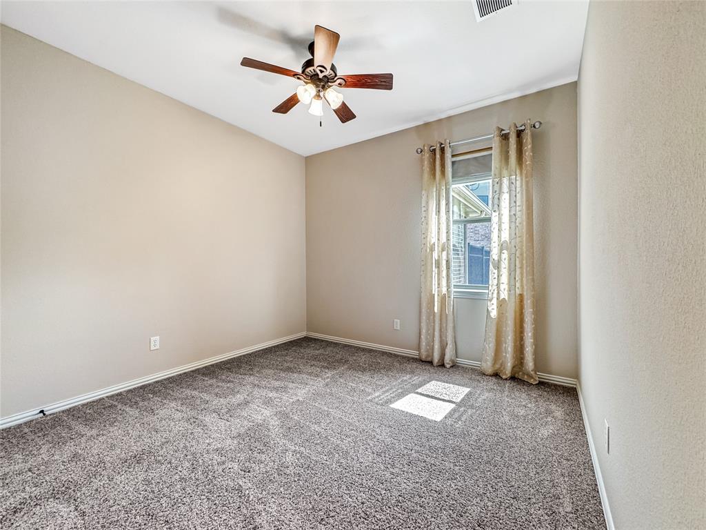 401 Varnum Way Property Photo 28