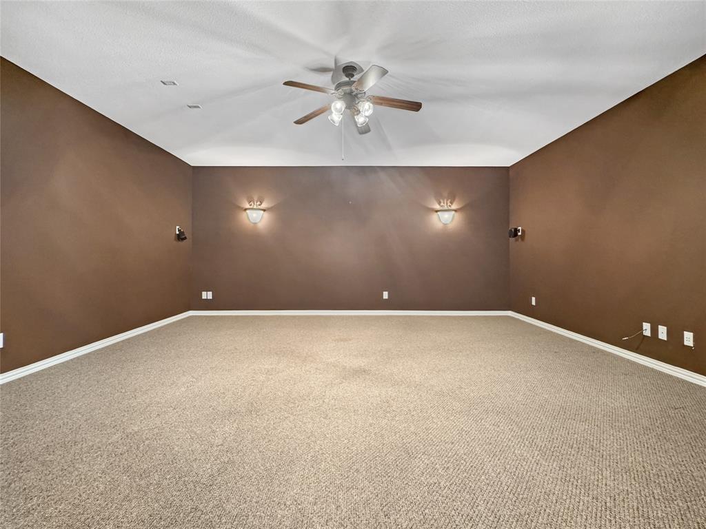 401 Varnum Way Property Photo 35