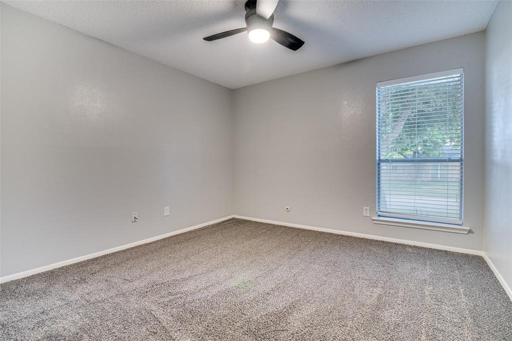 411 Fireside Drive Property Photo 16