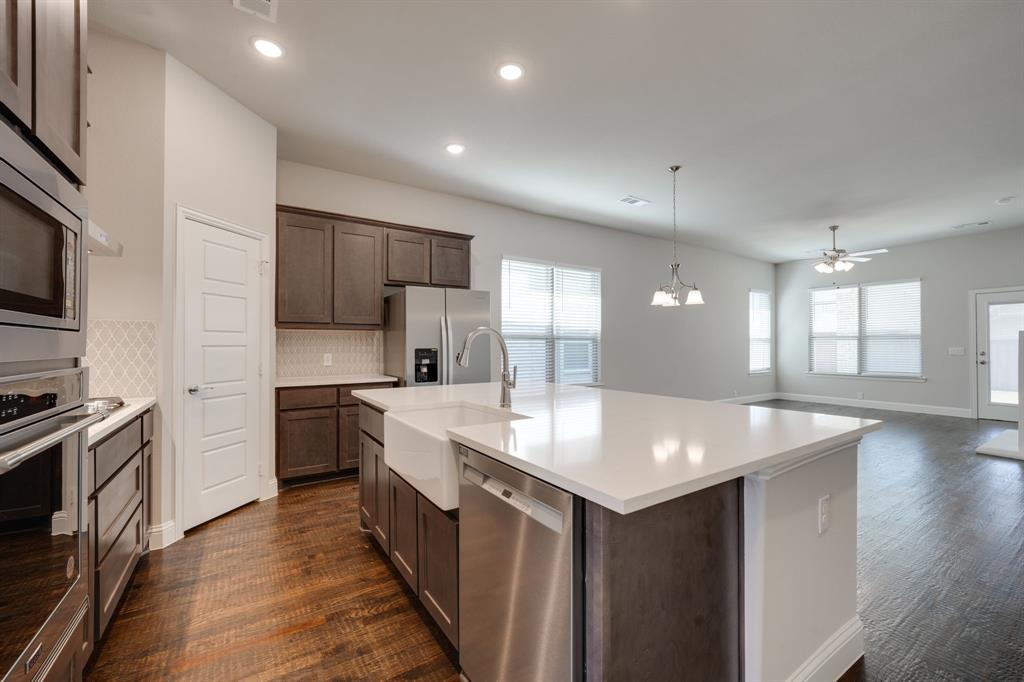 16417 Garden Drive Property Photo 6