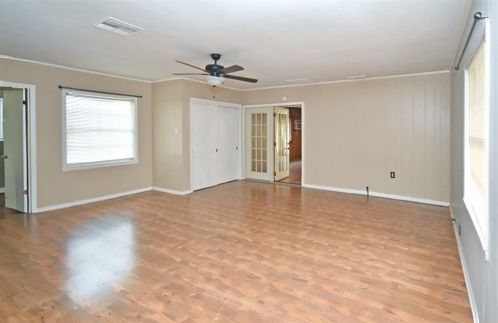 599 County Road 1260 Property Photo 16