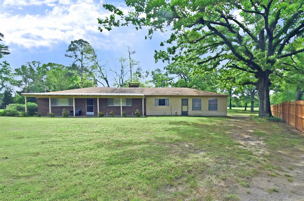599 County Road 1260 Property Photo 19