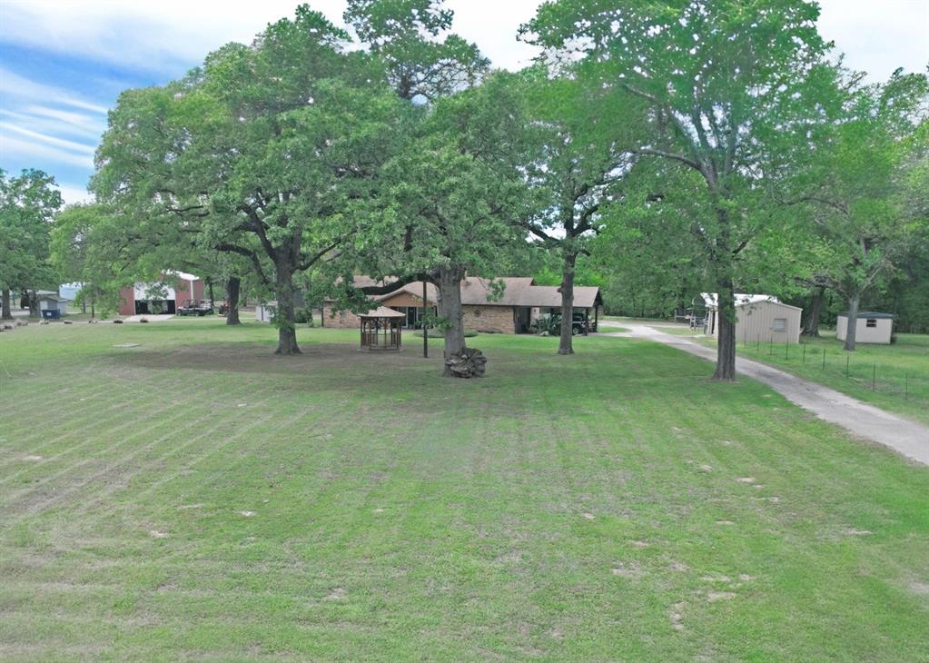 599 County Road 1260 Property Photo 40