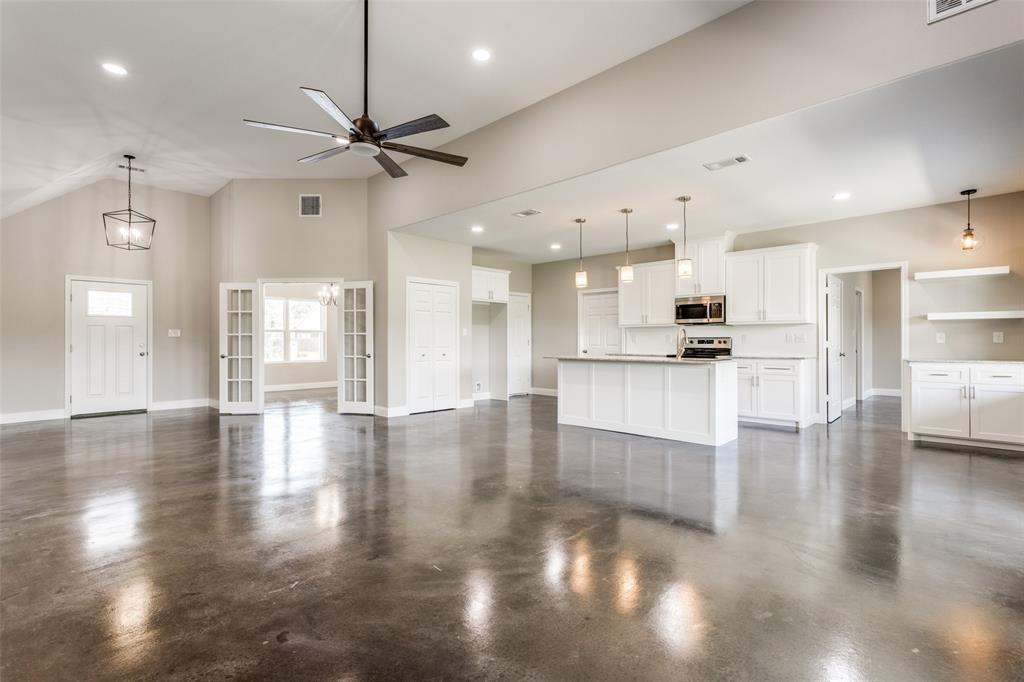 2909 Blue Heron Circle Property Photo 8