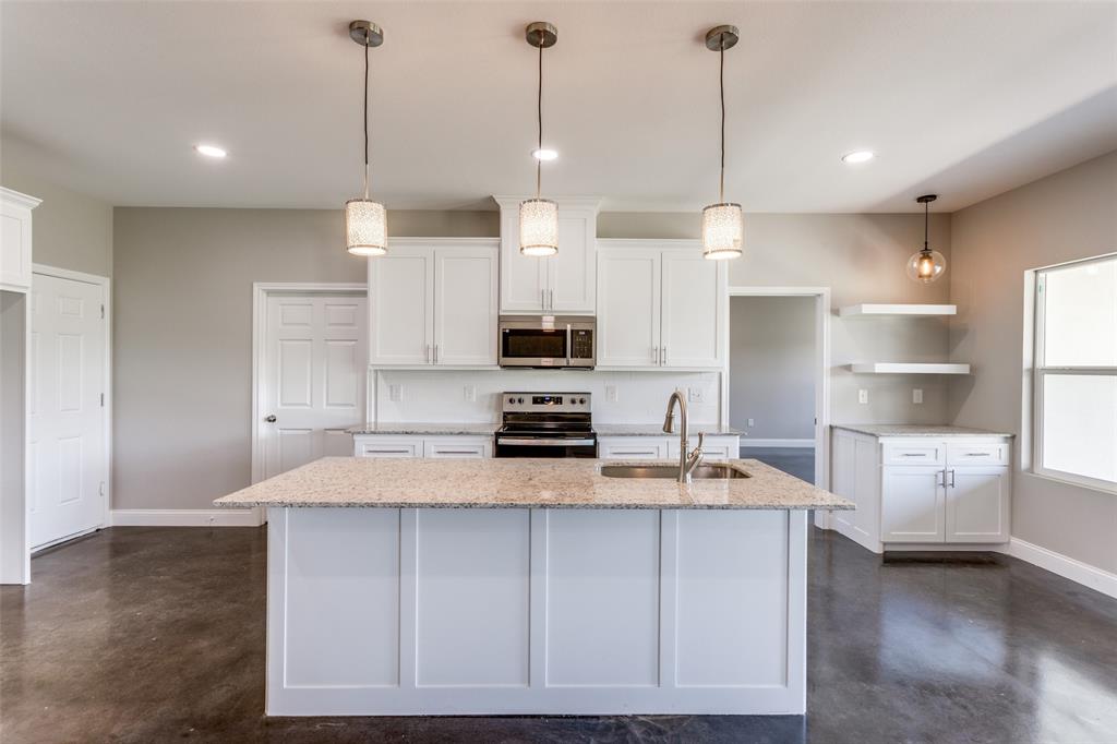 2909 Blue Heron Circle Property Photo 9
