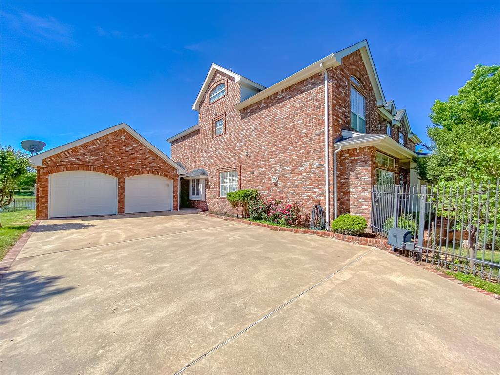 2133 Canyon Rock Court Property Photo 2