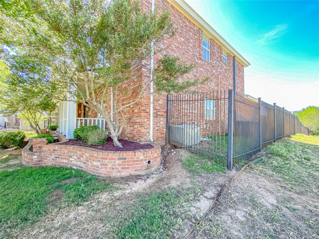 2133 Canyon Rock Court Property Photo 3