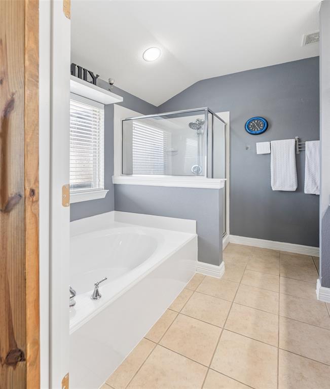1512 Rosson Road Property Photo 17