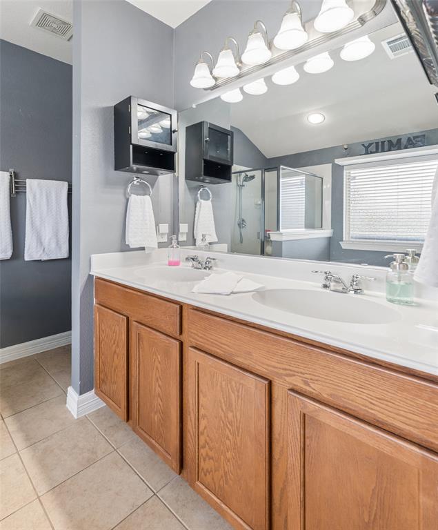 1512 Rosson Road Property Photo 18