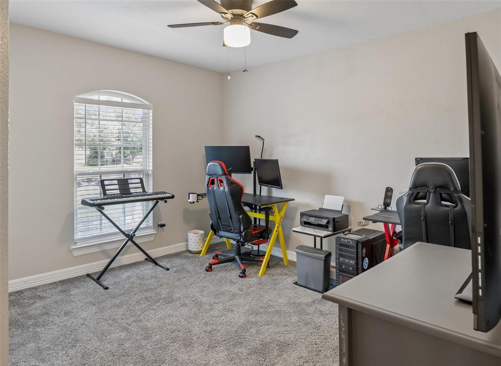 1512 Rosson Road Property Photo 23
