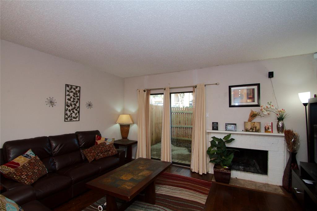 2121 Park Willow Lane C Property Photo 7