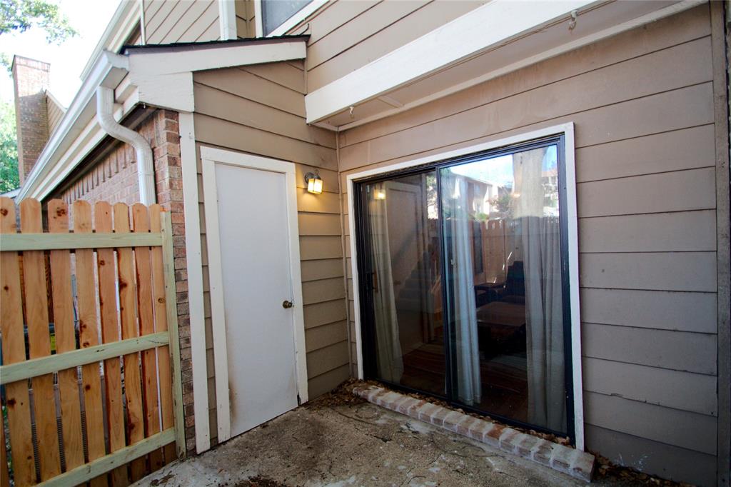 2121 Park Willow Lane C Property Photo 13