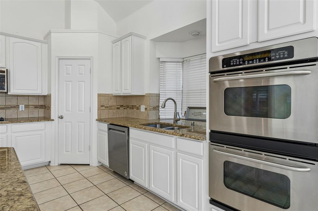 11821 Stephenville Drive Property Photo 15