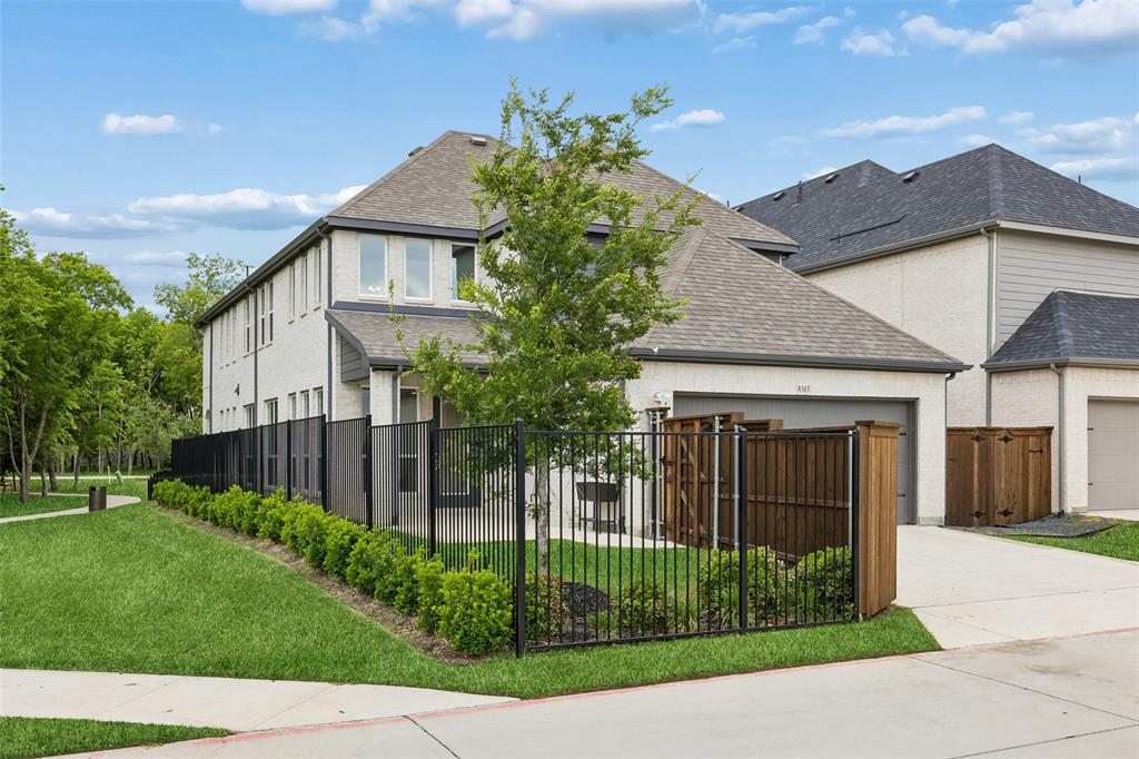 8303 Mint Mews Property Photo 28