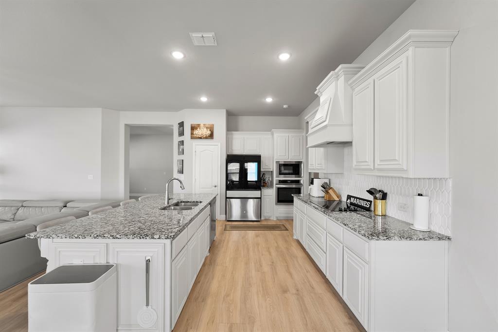 213 Perennial Way Property Photo 15