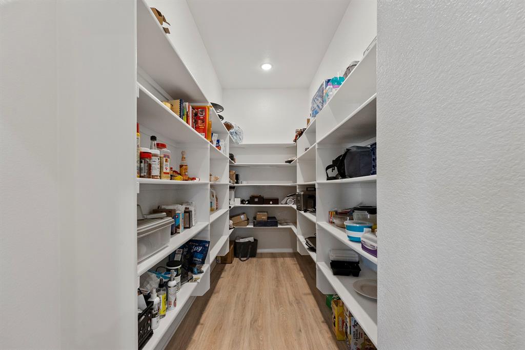 213 Perennial Way Property Photo 18