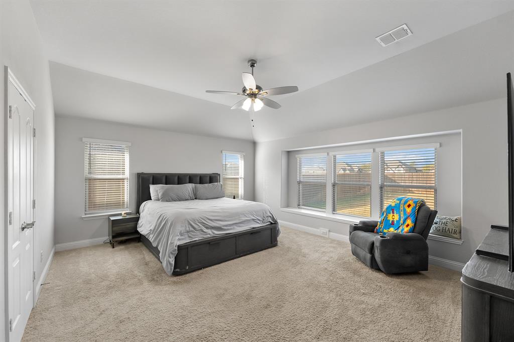213 Perennial Way Property Photo 21