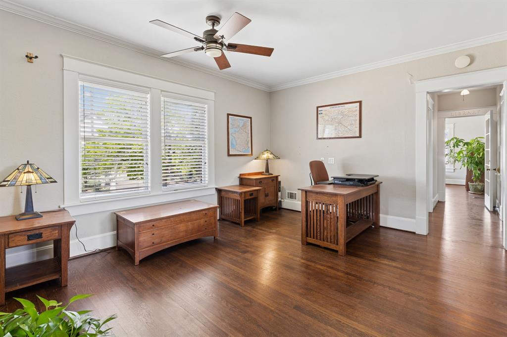 4112 Swiss Avenue Property Photo 17