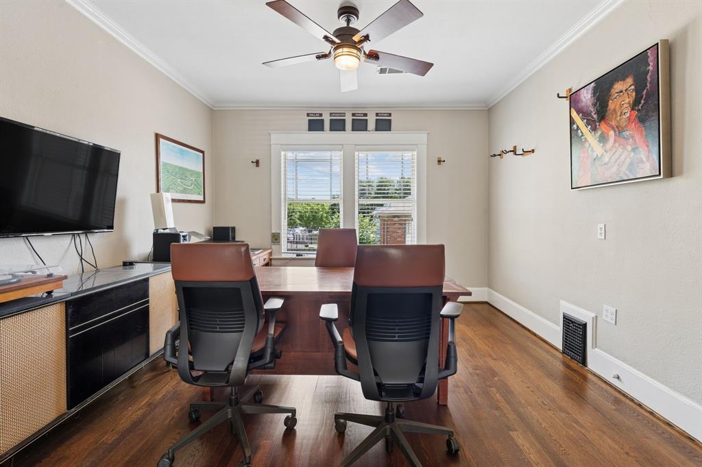 4112 Swiss Avenue Property Photo 19